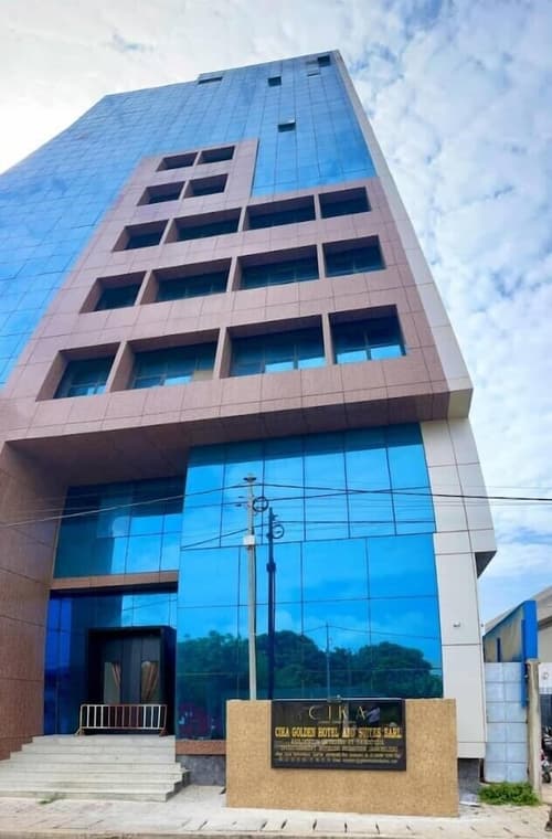 CIKA Golden Hotel and Suites, Front of property