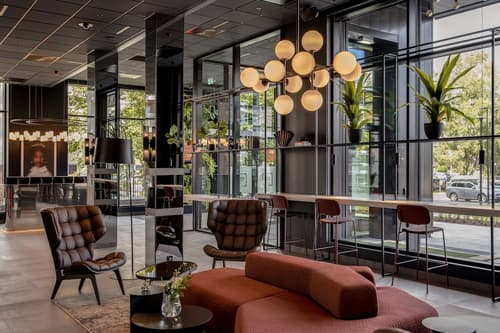 Radisson RED Oslo Økern, Lobby