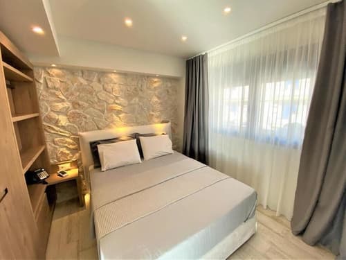 Kali Thea Suites, Room