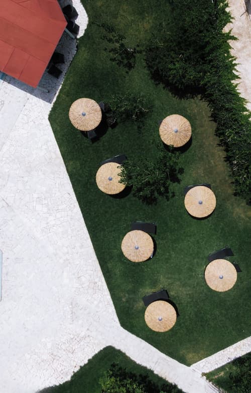 Eleaterra Hotel