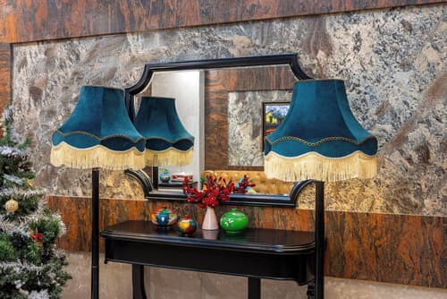 Golden Legend Palace Hotel, Reception