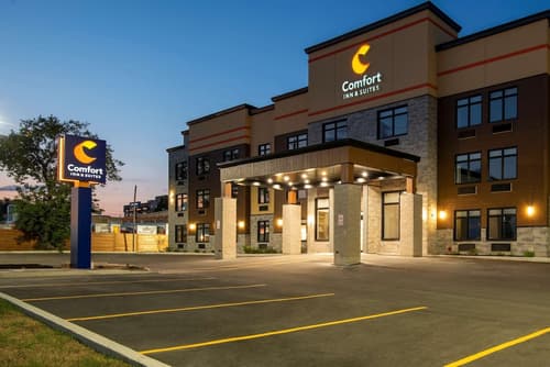 Comfort Inn and Suites, Primary image
