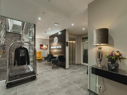 BS Boutique Hotel, Lobby sitting area