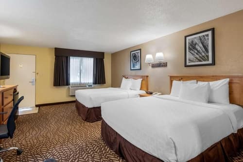 Turquoise Inn & Suites