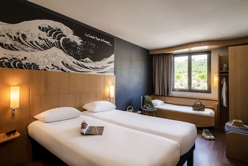Hôtel Ibis Cannes Mouans Sartoux, Room