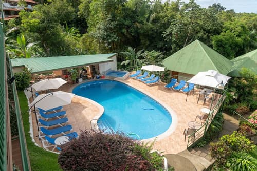 Tabulia Tree Hotel and Villas