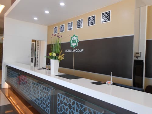 HIG Hotel & Convention, Reception