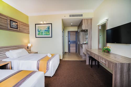 HIG Hotel & Convention