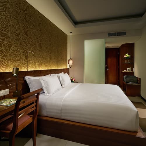Sun Island Hotel & Spa Legian, Room