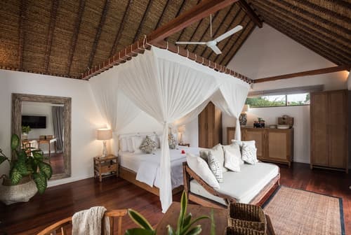 Pondok Santi Estate, Room