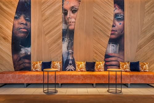 Courtyard by Marriott Cologne, Lobby