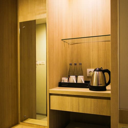 The Kana Kuta, Coffee and/or coffee maker