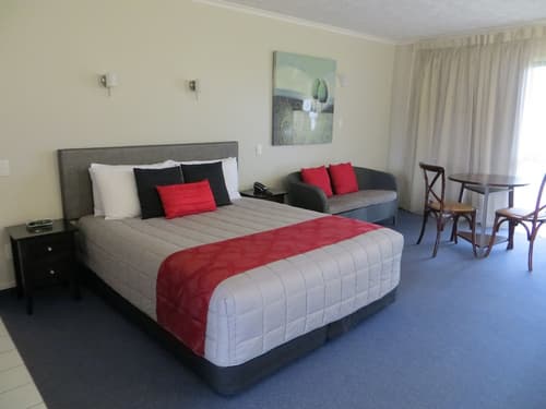 Harbour View Motel on Ahuriri Beach in Napier NZ with sea view suites
