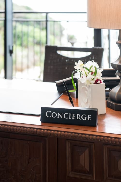 Hotel Monterey Okinawa Spa & Resort, Concierge desk