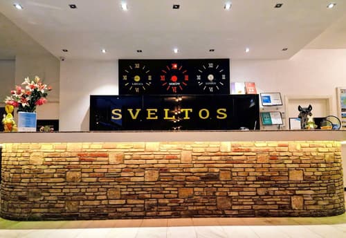 Sveltos Hotel, Reception