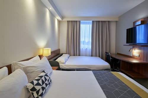 Holiday Inn Express Strasbourg - Centre by IHG, Room