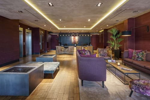 DoubleTree by Hilton Hotel Amsterdam - NDSM Wharf, Lobby