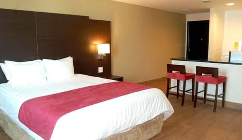 Principe Hotel and Suites, Room
