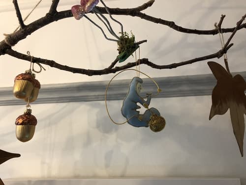 Newton House, Reception