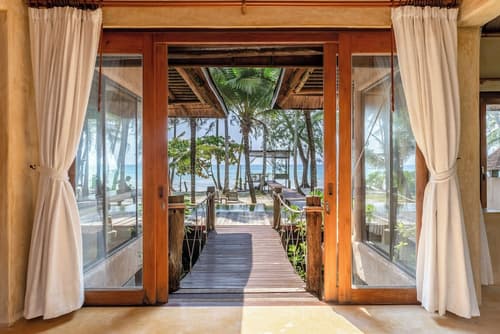 High Season Pool Villa & Spa, Room