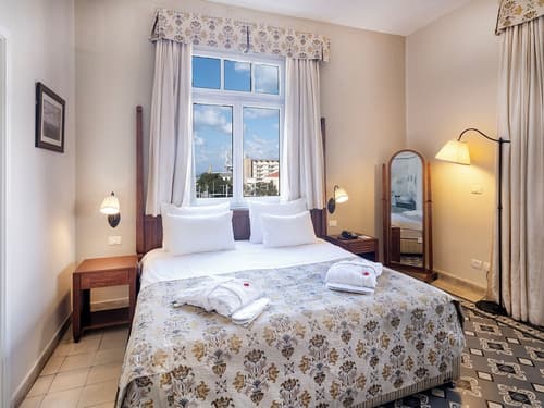 Colony Hotel Haifa, Room