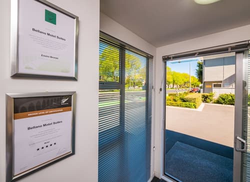 Bellano Motel Suites, Reception