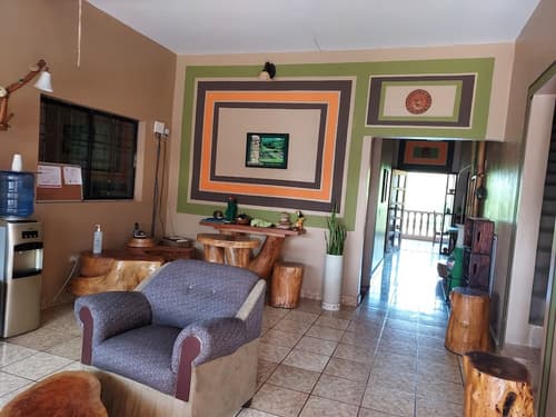 Hotel La Escalinata, Reception