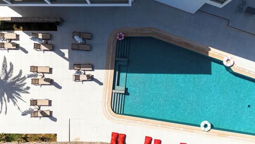 PHEIA, Vriniotis Resorts