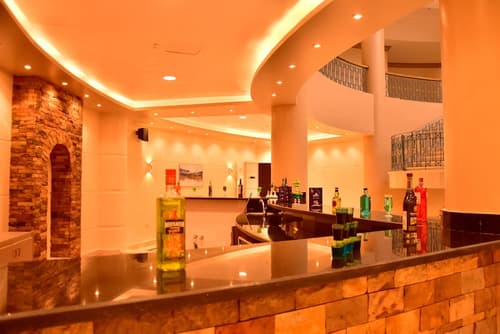 Dive Inn Resort, Reception