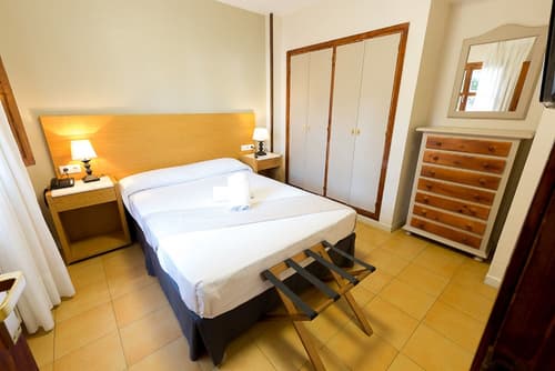 Villa Turística de Cazorla, Room