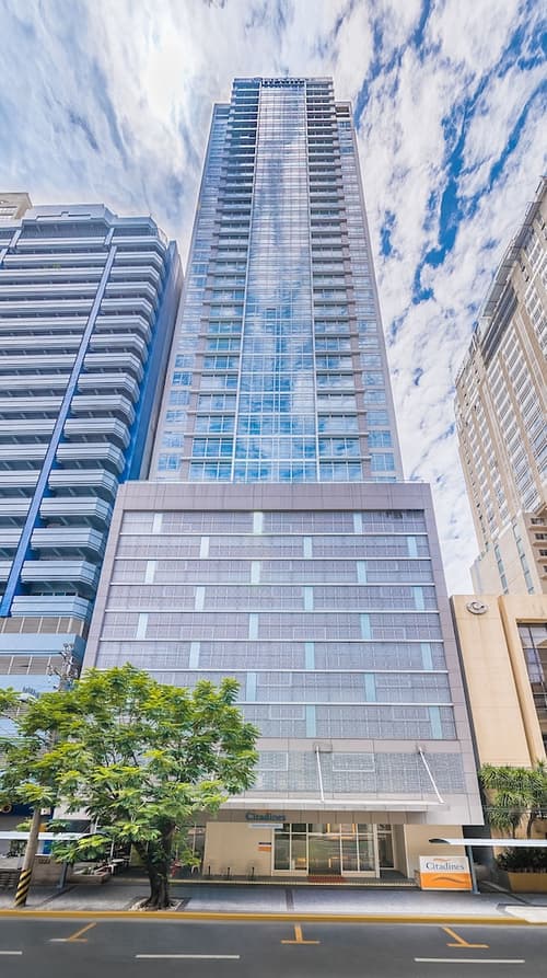 Citadines Salcedo Makati, Front of property