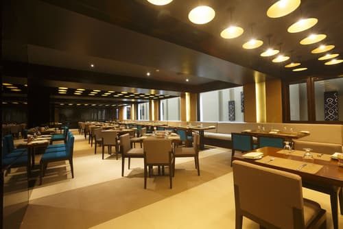 Renuka City Hotel, Restaurant