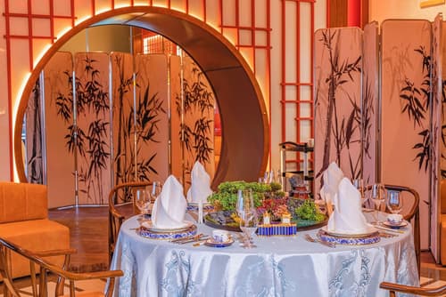 Silk Road by Minyoun, Restaurant