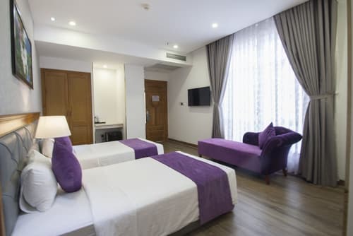 Acnos Grand Hotel, Room