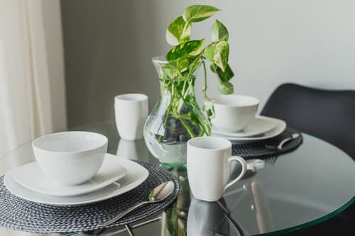 Phantom Suites, Room