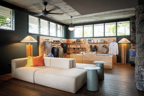 PACIFIC 19 Kona, Lobby