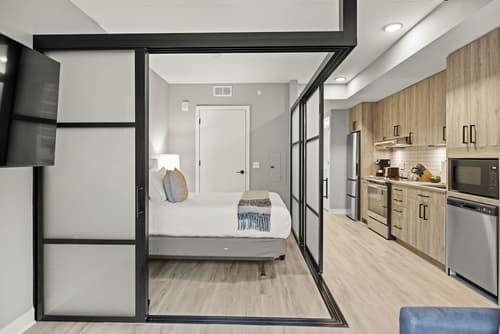 Coda on Half, a Placemakr Experience - Navy Yard, Room