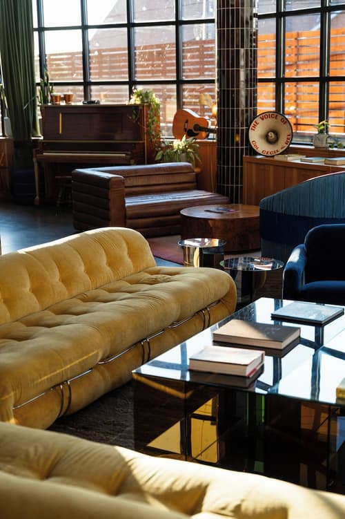 Waymore's Guest House, Lobby