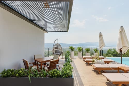 Bayview Hills Luxury Residences, Room