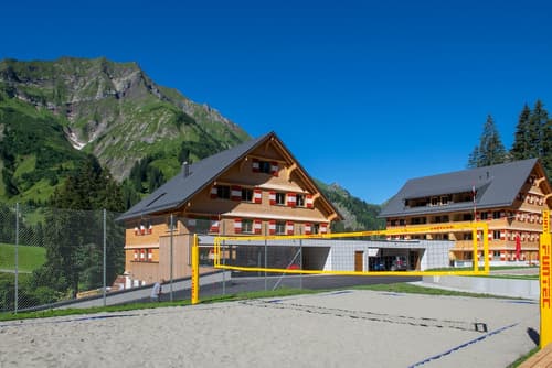 Berghaus Schroecken, Sports facility