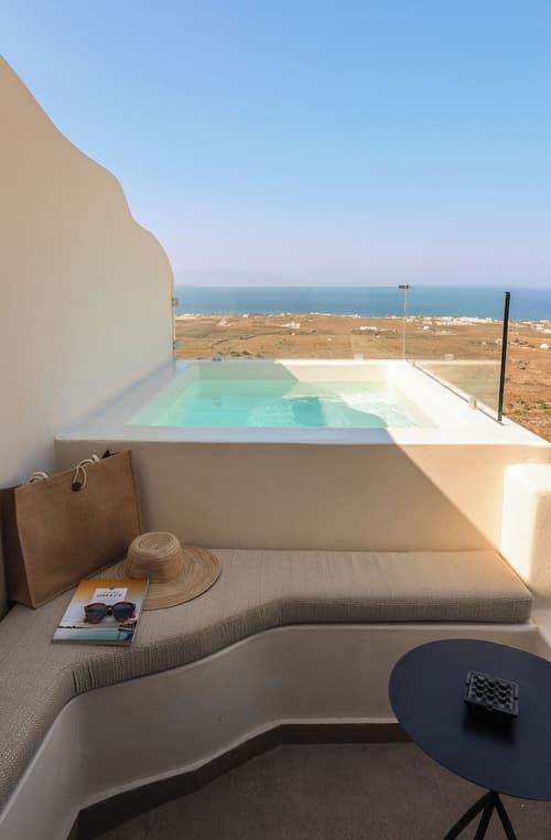 North Wind Luxury Suites