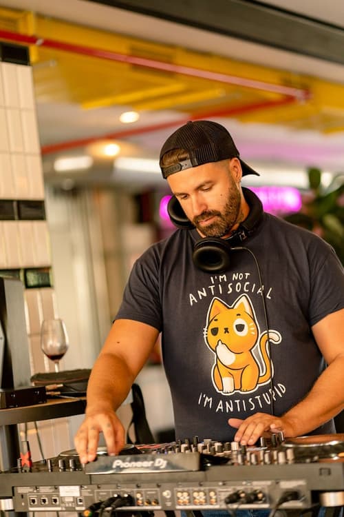 Ryans Lolas - Adults Only, Reception