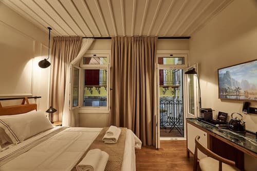 Regno di Morea, Room