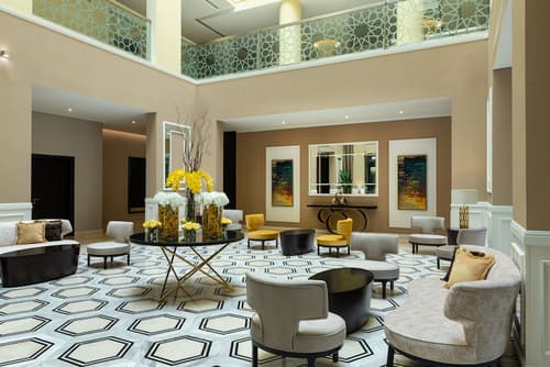 Four Points by Sheraton Production City, Dubai, Lobby sitting area