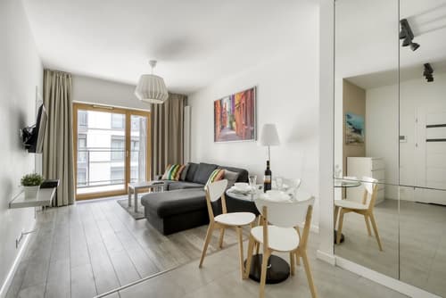 Warsaw Night Apartments MennicaResidence, Primary image