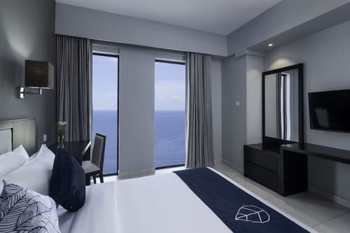 MaRadha Colombo, Room