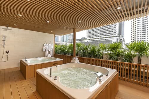 Arck Hotel
