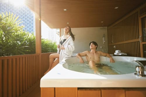 Arck Hotel, Interior entrance