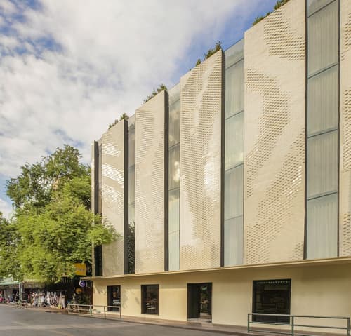 The Gravitique Hotel Khaosan, Primary image