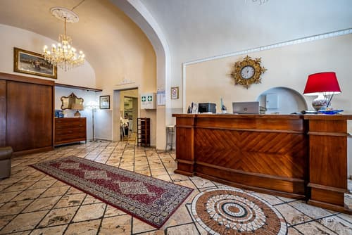 Hotel Minerva, Reception